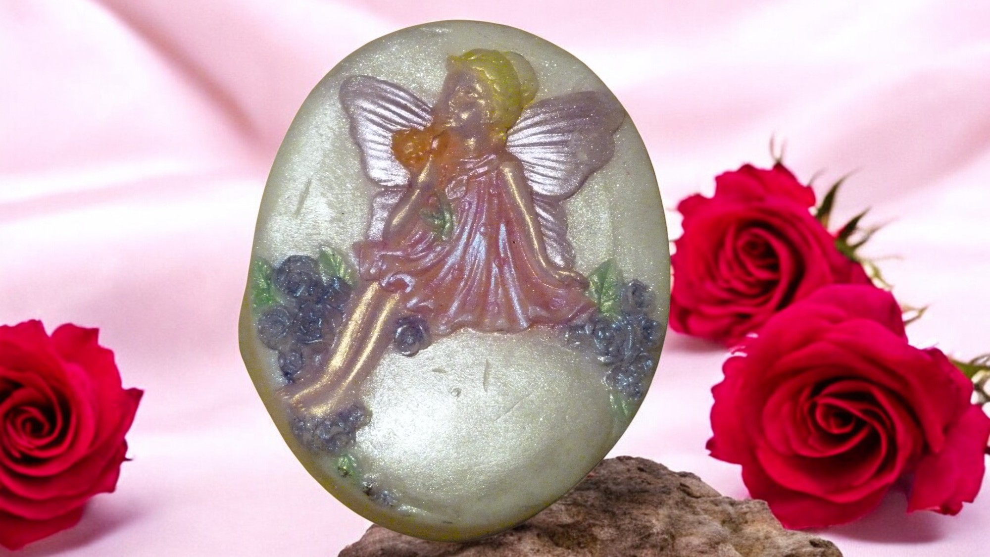 Bloemen Fee op Camee Zeepje met Mica (image for) Bloemen Fee op Camee Zeepje met Mica