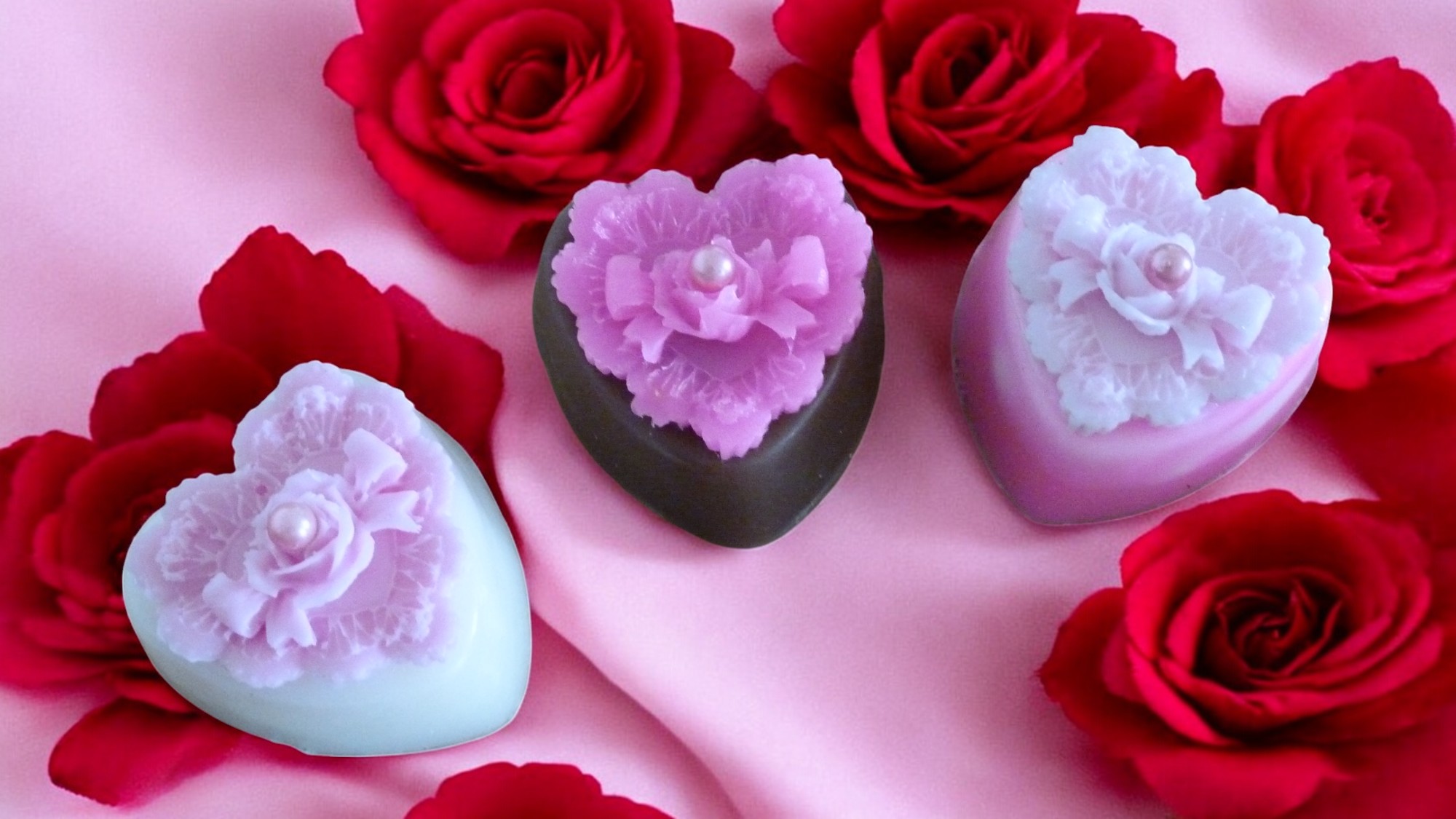 Sier Gebak met Hart en Strik Zeepje (image for) Sier Gebak met Hart en Strik Zeepje