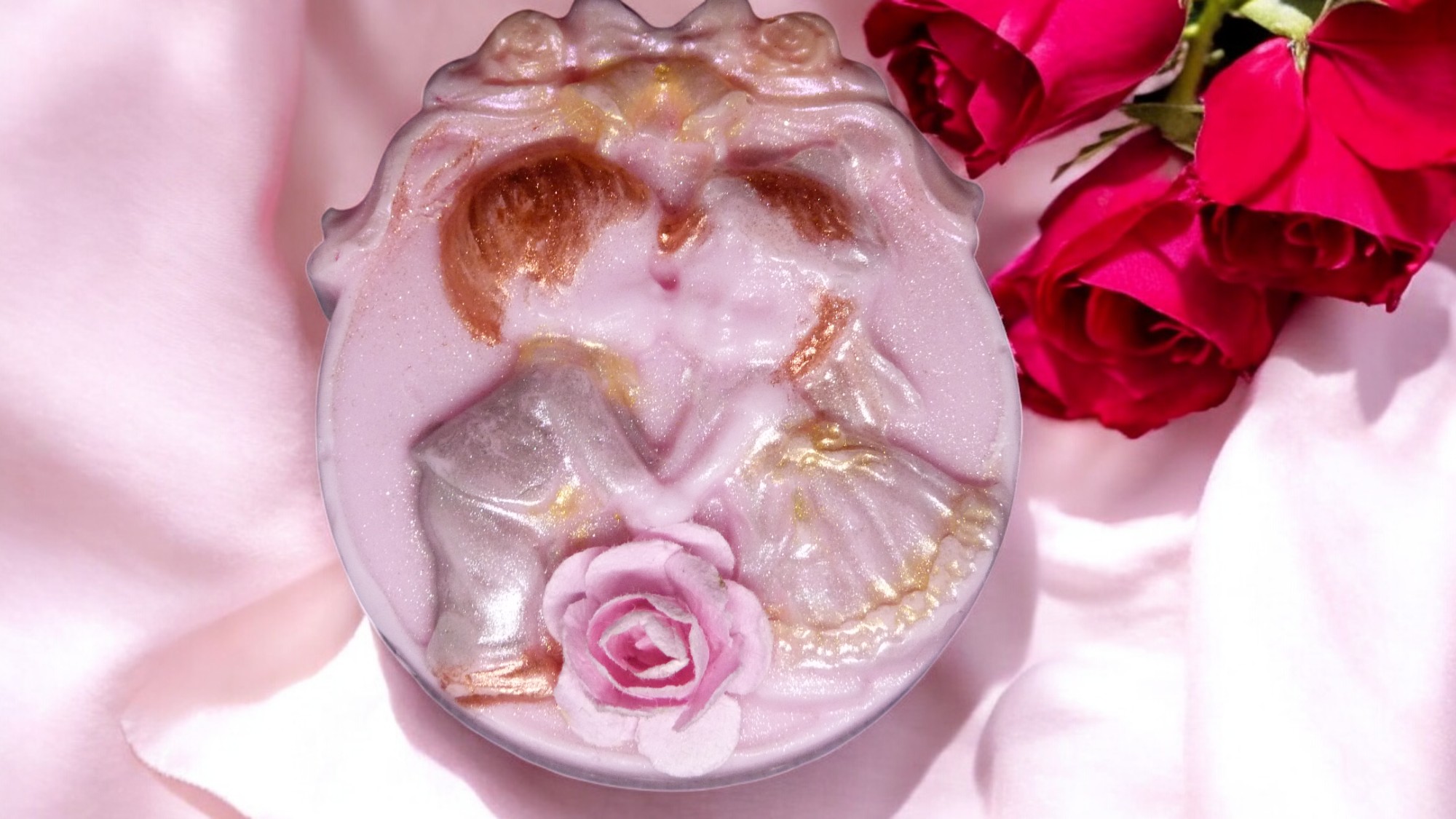 Bruidspaar op een Rondje Zeepje met Mica (image for) Bruidspaar op een Rondje Zeepje met Mica