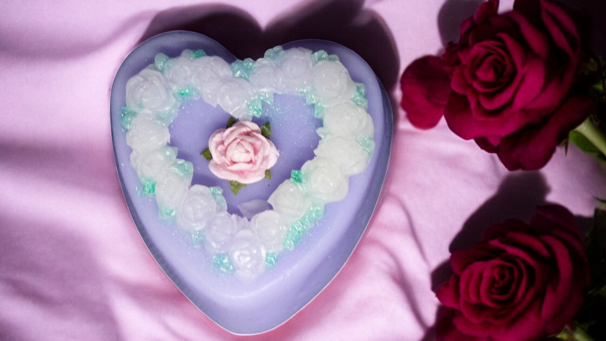 Sier Gebakje met Harten Krans Zeepje met Mica (image for) Sier Gebakje met Harten Krans Zeepje met Mica