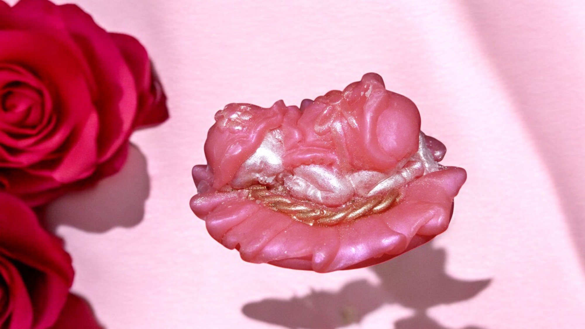 Baby op Kleed Zeepje met Mica Meisje (image for) Baby op Kleed Zeepje met Mica Meisje