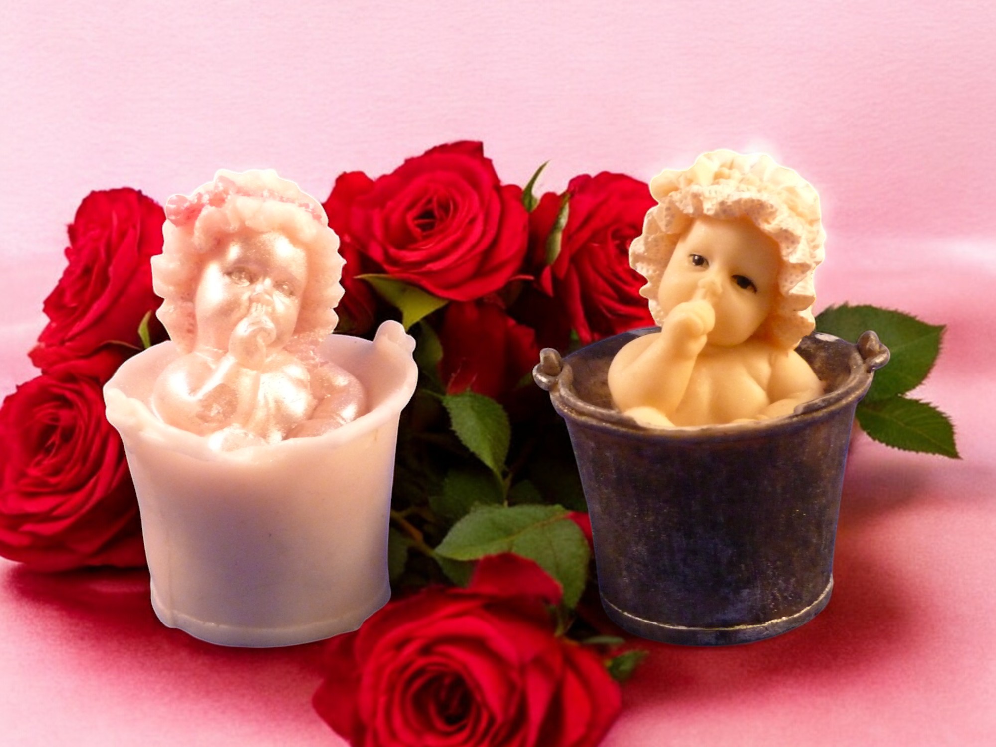 Baby in een Emmer Zeepje met Mica Nr 2 (eigen creatie) (image for) Baby in een Emmer Zeepje met Mica Nr 2 (eigen creatie)